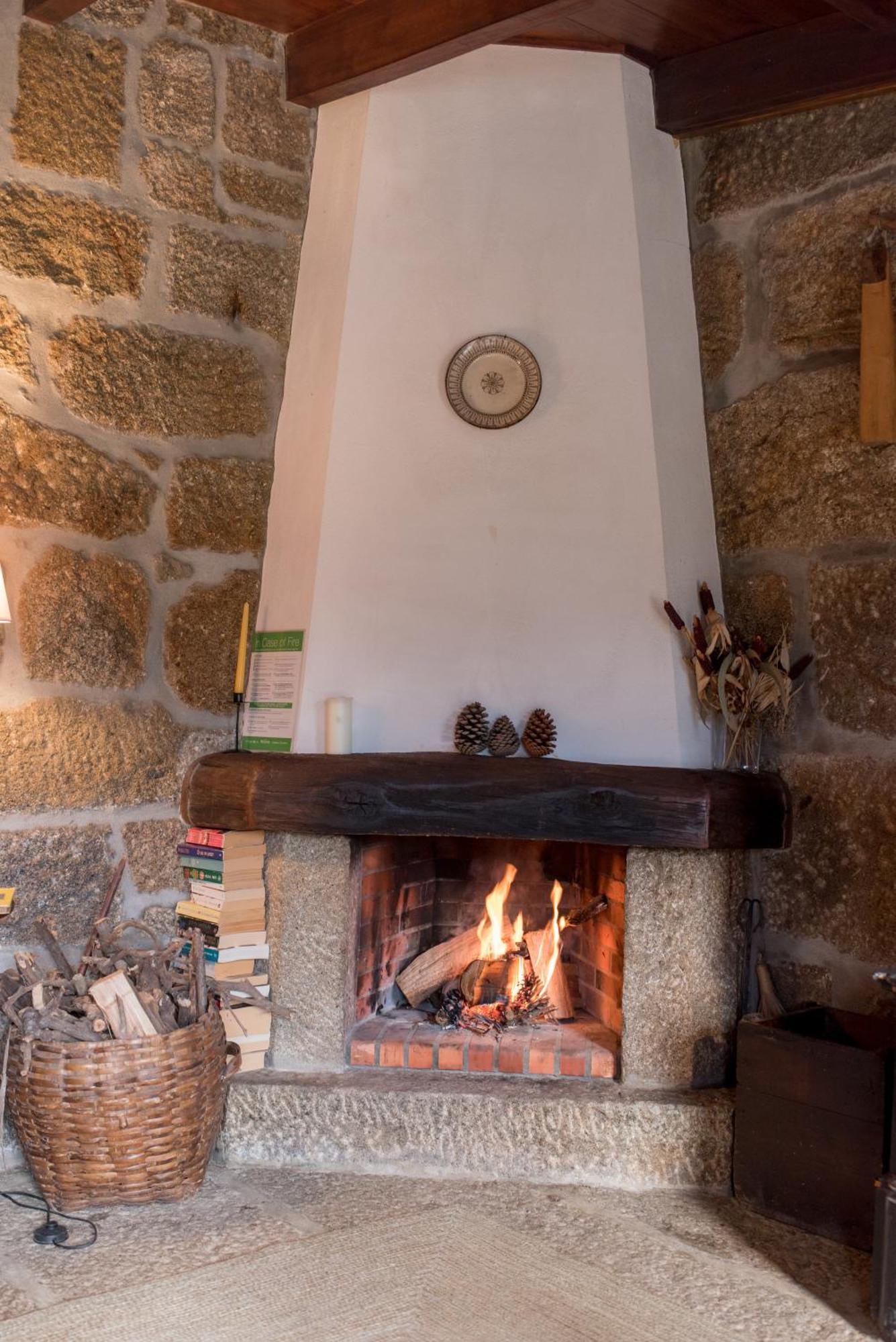 הוילה ריבה דורו Casa Da Torre, Porto Manso מראה חיצוני תמונה