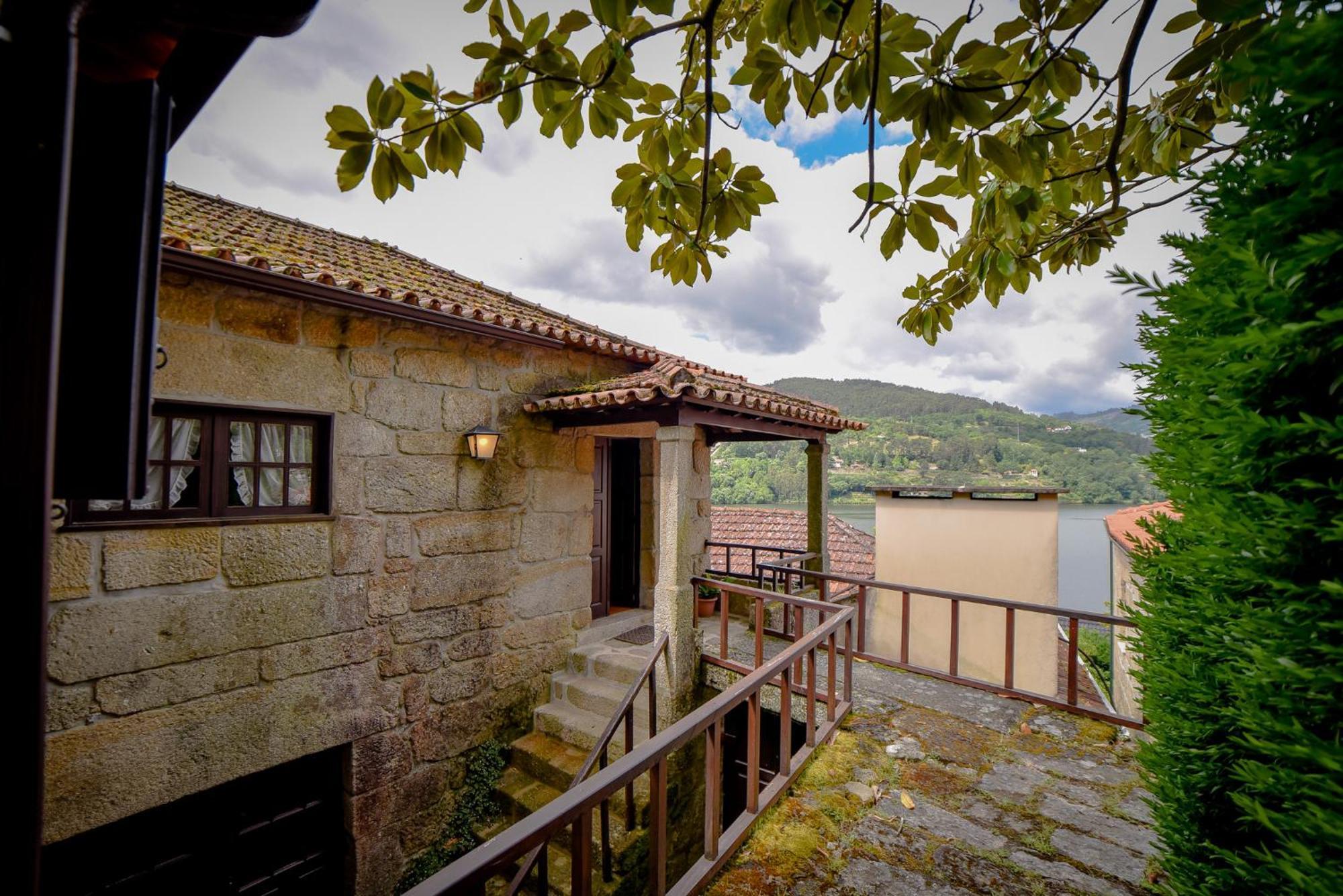 הוילה ריבה דורו Casa Da Torre, Porto Manso מראה חיצוני תמונה