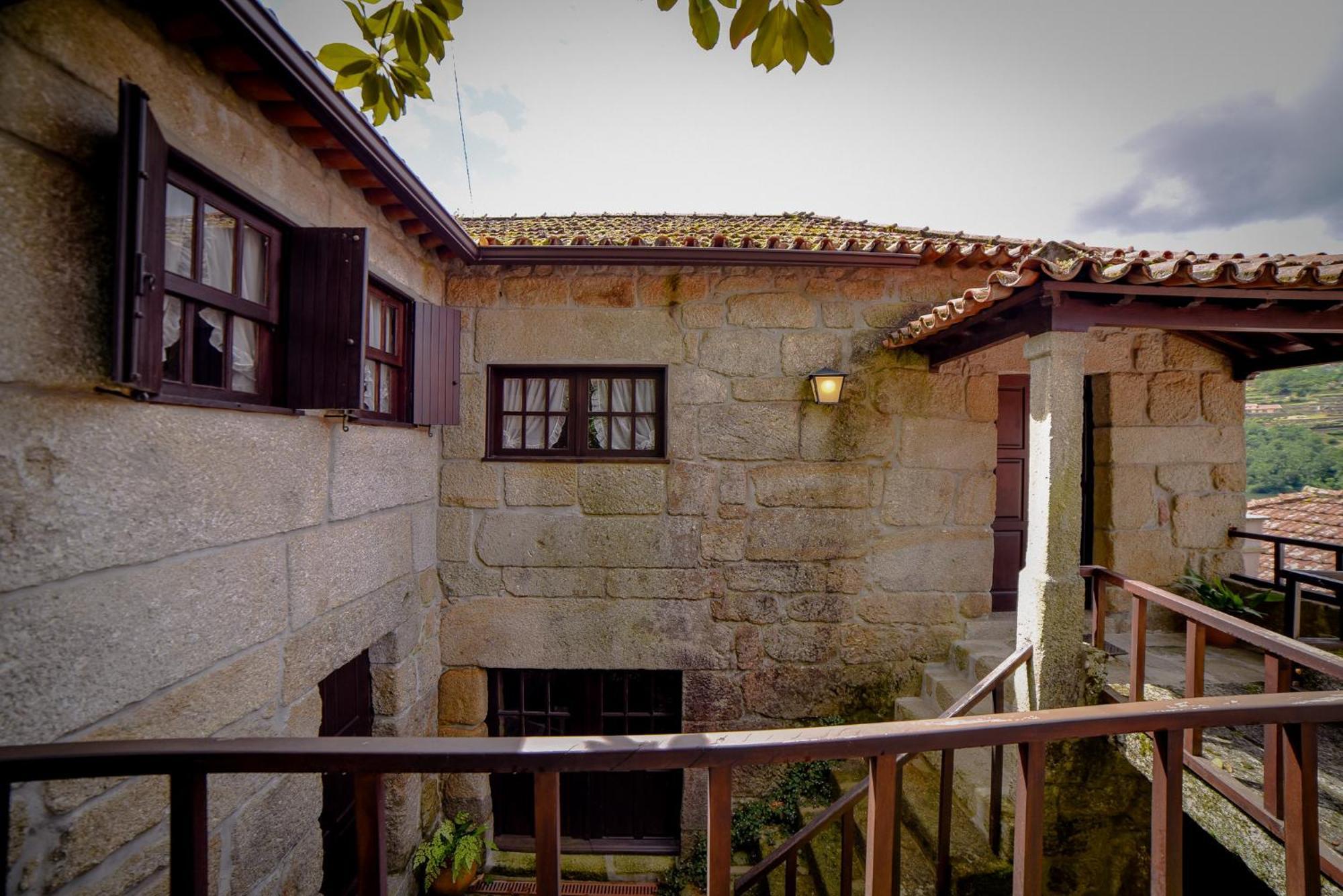 הוילה ריבה דורו Casa Da Torre, Porto Manso מראה חיצוני תמונה